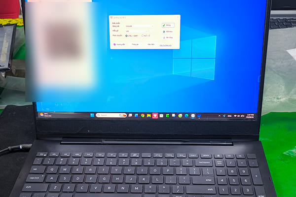 thay màn hình laptop Dell Inspiron 7591 2-in-1