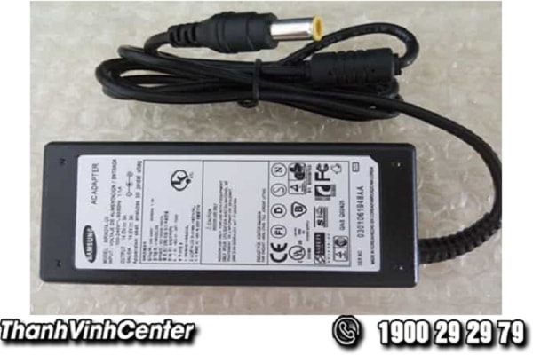 Sạc aptop Samsung 19v-4.74a chan tron kim