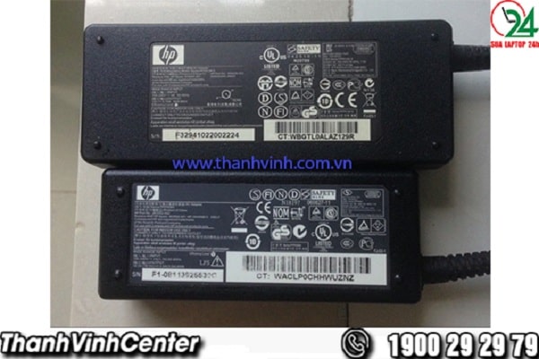 Hai cục sạc laptop đã qua sử dụng