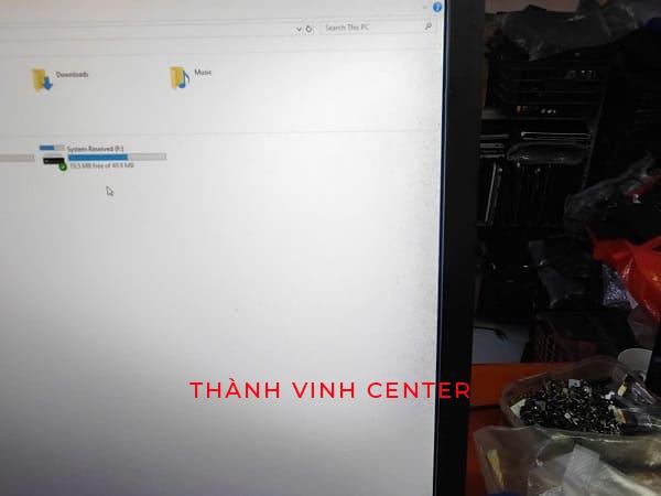 MÀN HÌNH CŨ DELL E2318H 23INCH ĐỘ PHÂN GIẢI FHD ( BỤI TRONG)