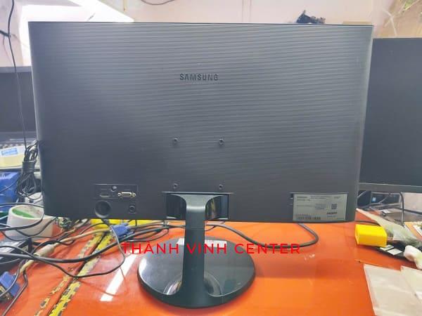 MÀN HÌNH MÁY TÍNH ĐỂ BÀN CŨ Samsung LS24F350FHEXXV 24''INCH ĐỘ PHÂN GIẢI TỐI ĐA 1920 X 1080 PIXEL.