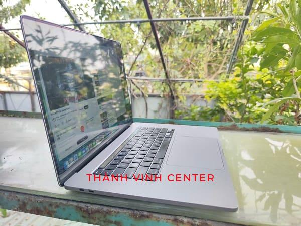 MACBOOK PRO A2141 (2019) CPU CORE I9-9980H RAM 32GB Ổ CỨNG SSD 1TB VGA AMD RADEON 5500M LCD 16 inch, độ phân giải 2,8K Retina