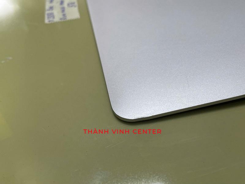 Cụm Màn Hình MacBook Pro 13-inch Model A2338 hàng tồn kho móp góc, ron new, màn có dán Silver (Bạc)