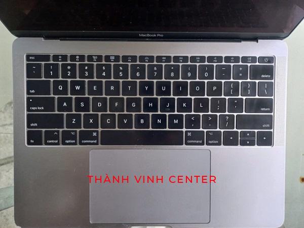 MACBOOK PRO A1708 (2017) CPU DUAL-CORE INTEL CORE I5 RAM 8GB Ổ CỨNG SSD 128GB VGA INTEL Iris Plus Graphics 640 LCD 13