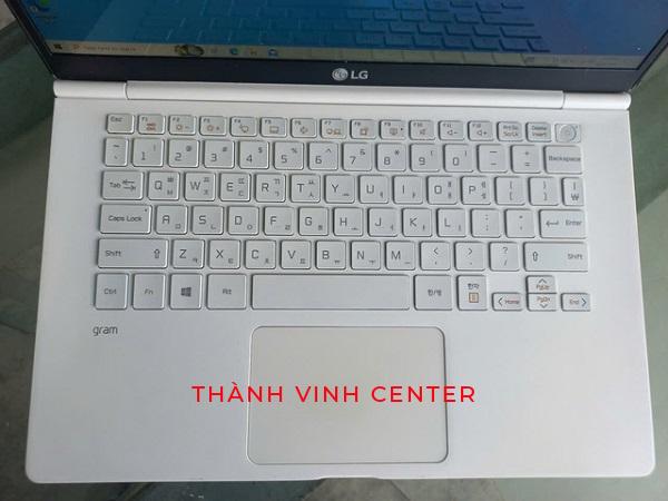 LAPTOP CŨ LG 14Z990-GA3HK CPU CORE I3-8145U RAM 8GB Ổ CỨNG SSD 256GB VGA UHD GRAPHICS 620 LCD 14.0''INCH (FHD)